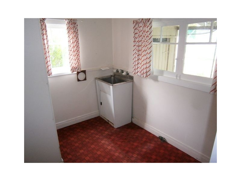 90 Craig Avenue, Warracknabeal VIC 3393