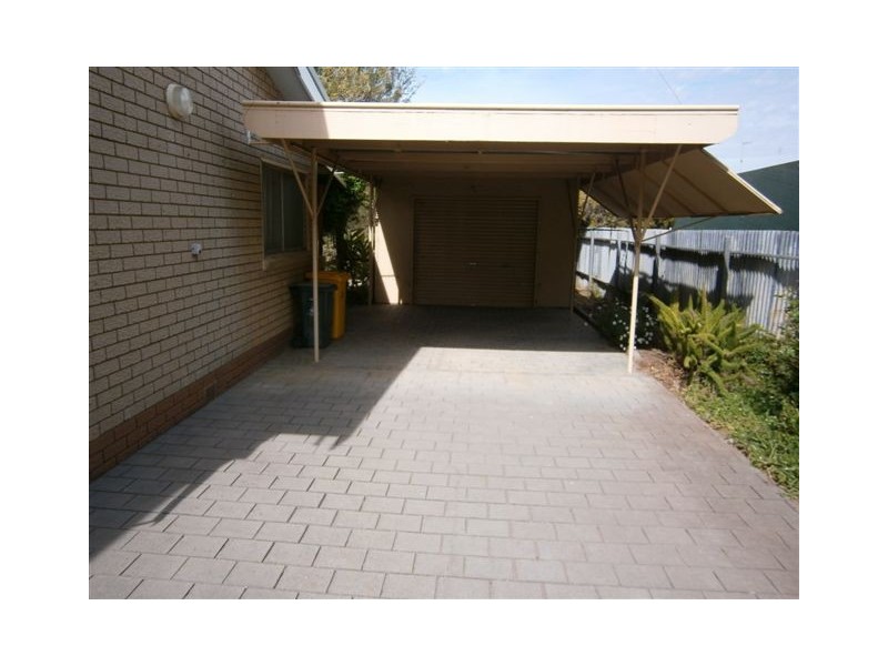 90 Craig Avenue, Warracknabeal VIC 3393