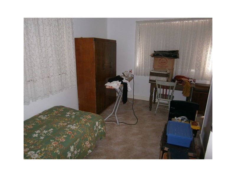 66 Jamouneau Street, Warracknabeal VIC 3393