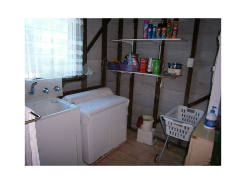 66 Jamouneau Street, Warracknabeal VIC 3393