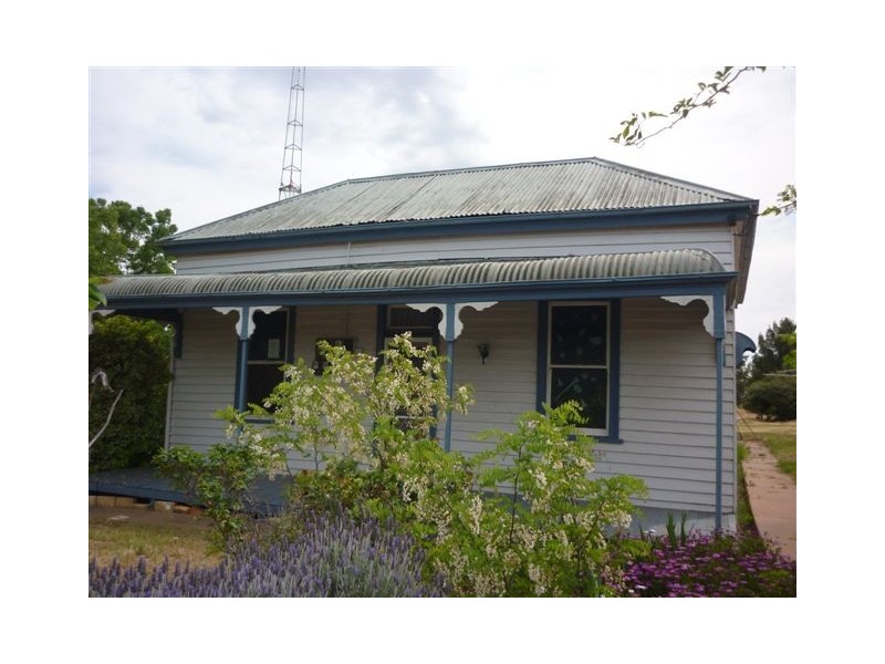 31 Brook Street, Woomelang VIC 3485