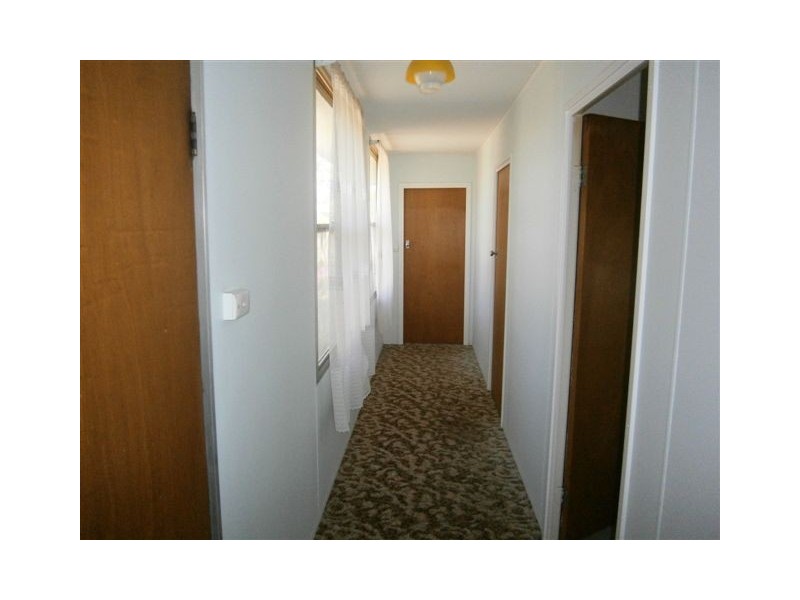 30 Gould Street, Warracknabeal VIC 3393