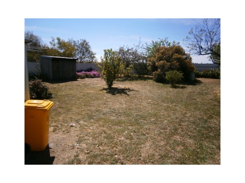 30 Gould Street, Warracknabeal VIC 3393