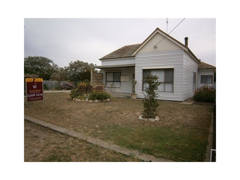49 Charles Street, Jeparit VIC 3423