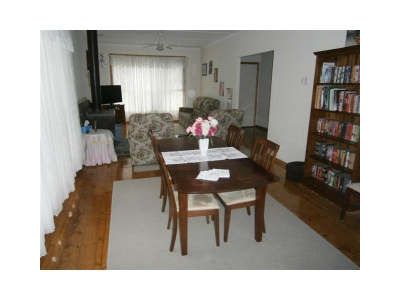 49 Charles Street, Jeparit VIC 3423