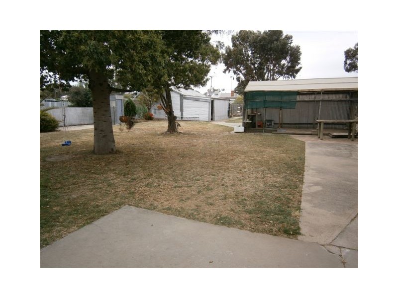 49 Charles Street, Jeparit VIC 3423