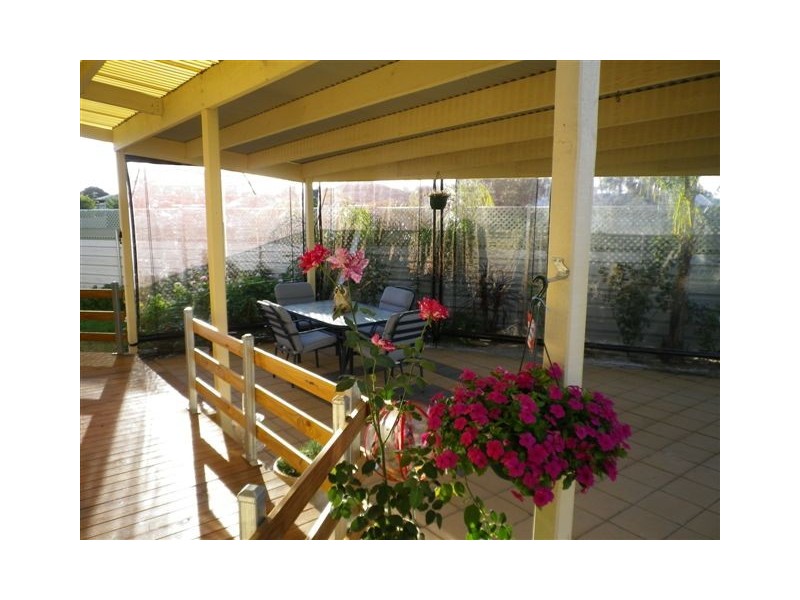 38 Woolcock Street, Warracknabeal VIC 3393