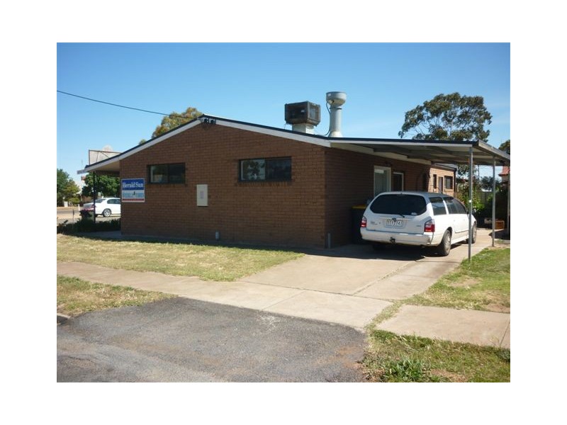 11 Camp Street, Watchem VIC 3482