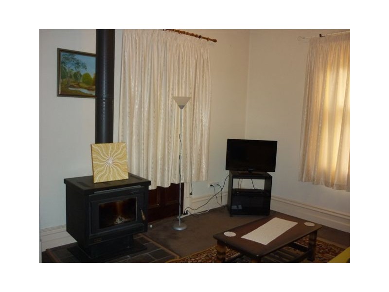 50 Main St, Minyip VIC 3392