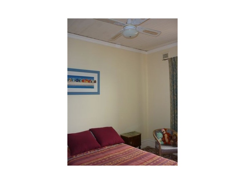 50 Main St, Minyip VIC 3392