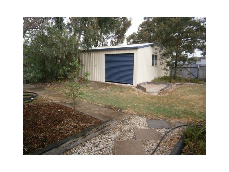 7 Thomas Street, Warracknabeal VIC 3393