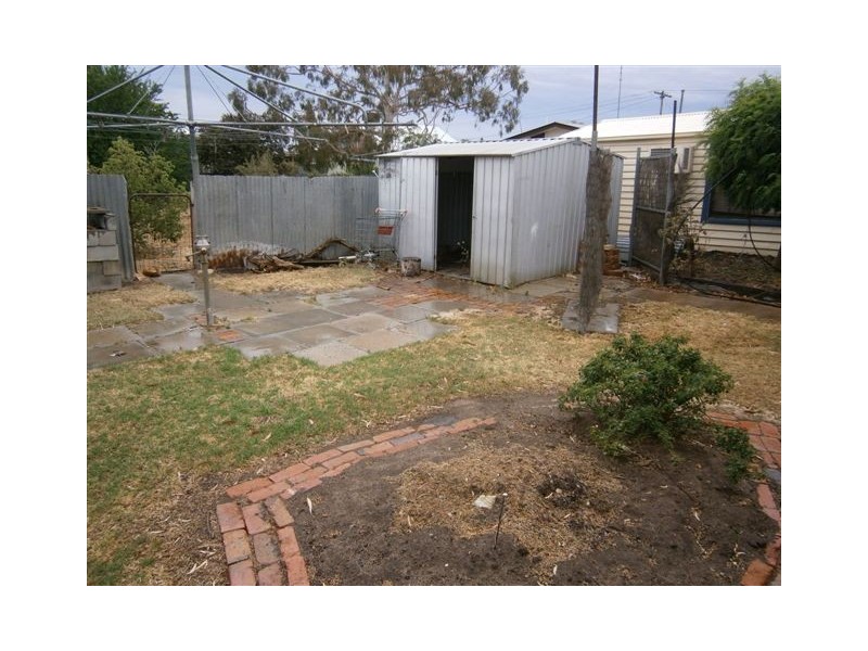 7 Thomas Street, Warracknabeal VIC 3393