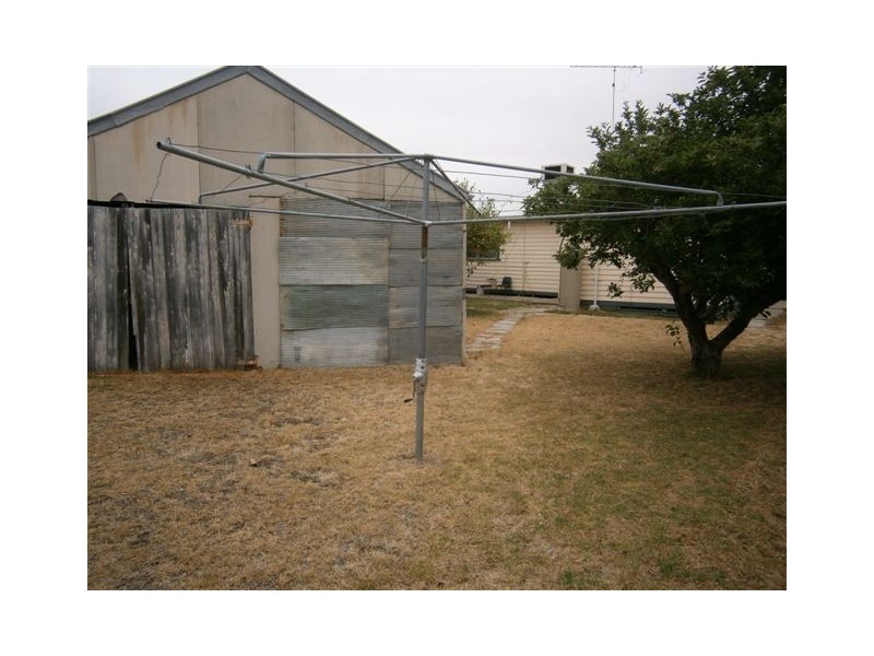 49A Molyneaux Street, Warracknabeal VIC 3393