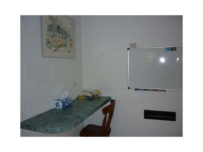 3/4 Livingstone Street, Warracknabeal VIC 3393