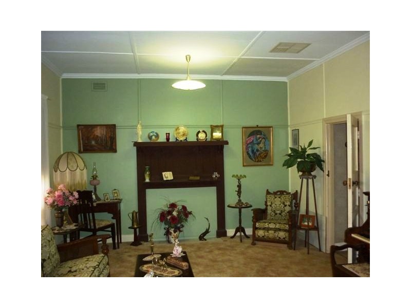 38 Horsham Road, Dimboola VIC 3414