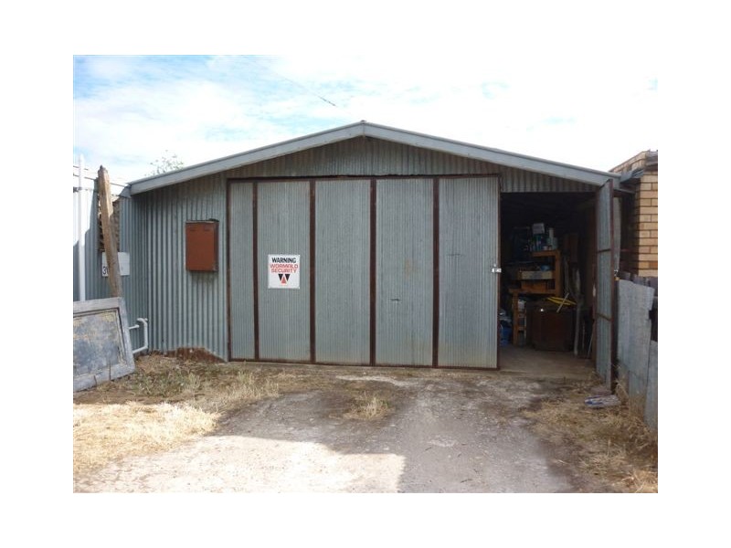 2A Rintoule Street, Nhill VIC 3418