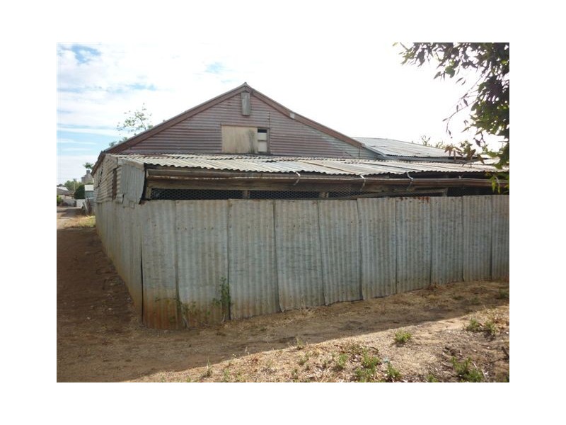 2A Rintoule Street, Nhill VIC 3418