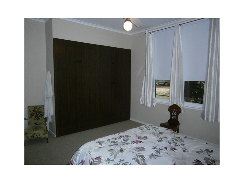 6 Hewitt Street, Warracknabeal VIC 3393