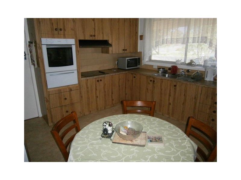 1 Dingwell Street, Beulah VIC 3395