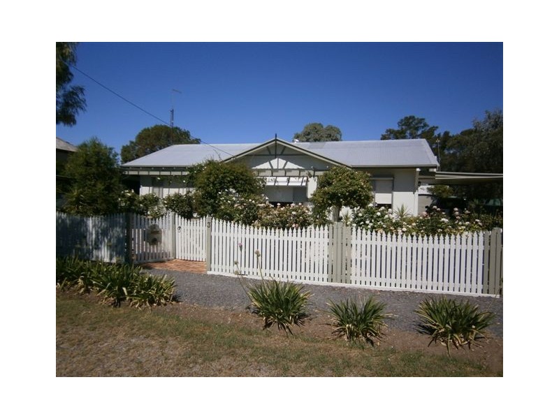 3 Petering Street, Minyip VIC 3392