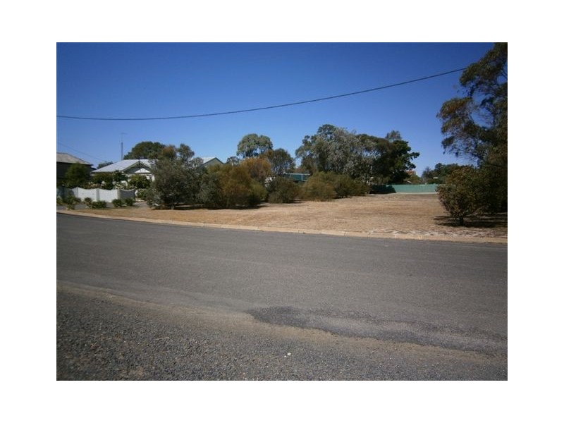 3 Petering Street, Minyip VIC 3392