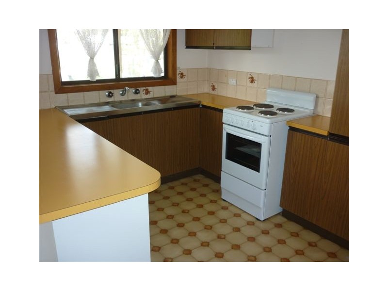 15 Wood Street, Warracknabeal VIC 3393