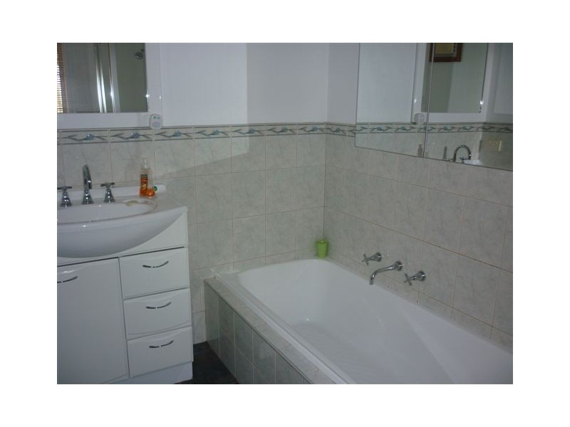 2400 Antwerp – Woorak Road Antwerp Via, Dimboola VIC 3414