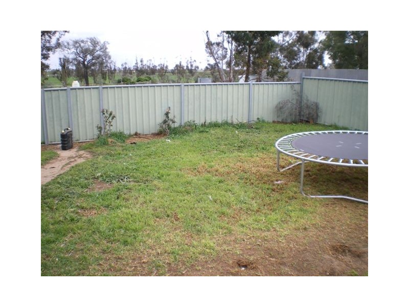 1 Murray Street, Rainbow VIC 3424