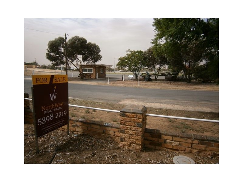 28 Strachan Street, Hopetoun VIC 3396