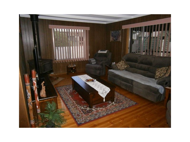 8 Craig Avenue, Warracknabeal VIC 3393