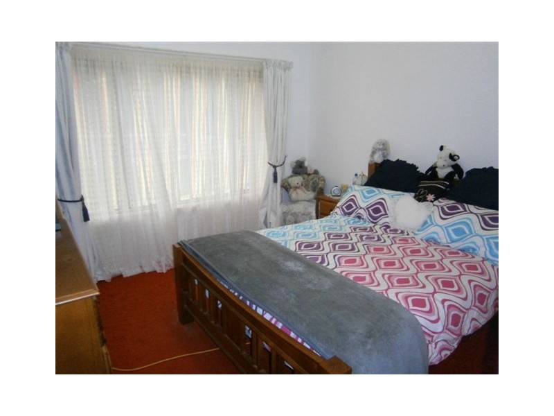 8 Craig Avenue, Warracknabeal VIC 3393