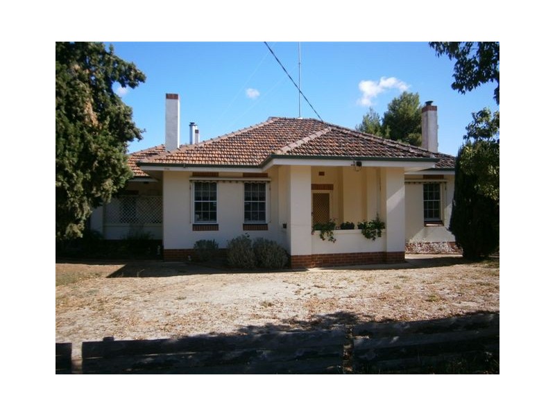 36 Deakin Street, Beulah VIC 3395