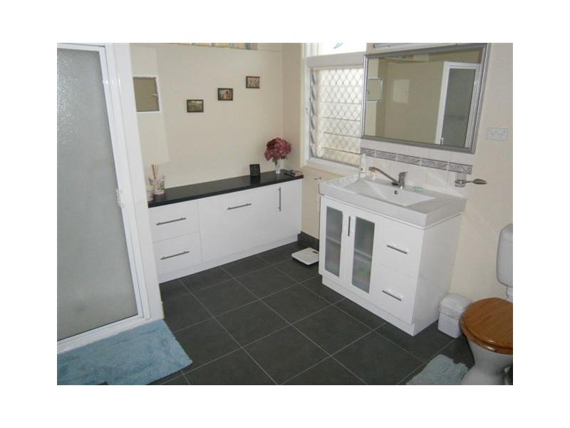 36 Deakin Street, Beulah VIC 3395