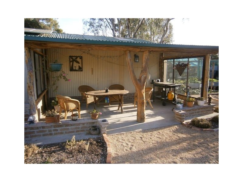 36 Deakin Street, Beulah VIC 3395