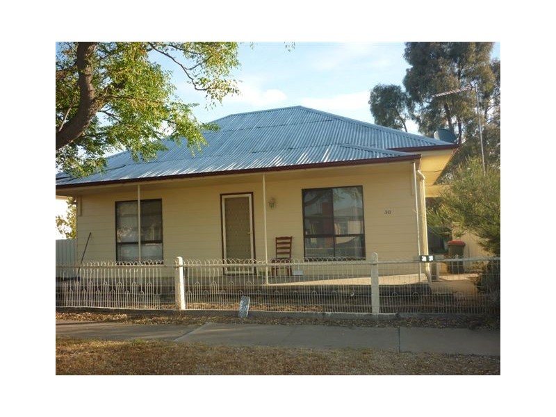 30 Walker St, Donald VIC 3480