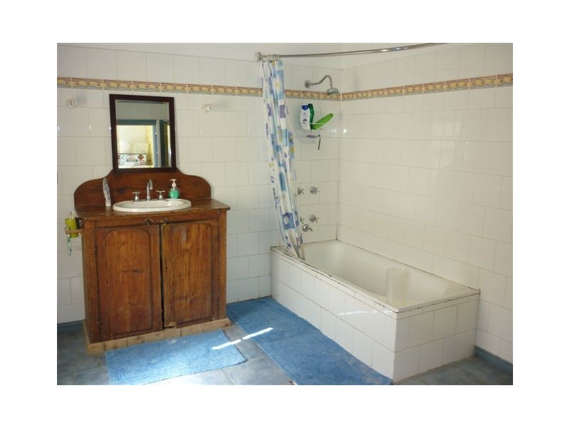 56 Lyle Street, Warracknabeal VIC 3393