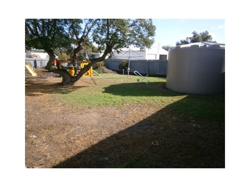 92 Devereux Street, Warracknabeal VIC 3393