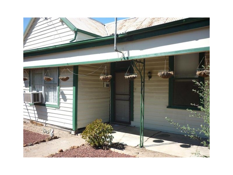 5 Devereux St, Warracknabeal VIC 3393