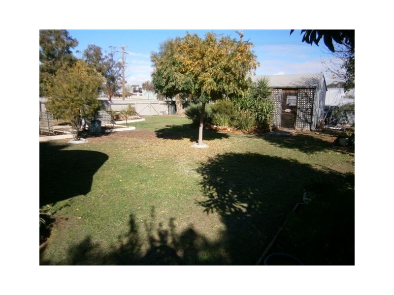 2 Dodgshun Street, Hopetoun VIC 3396