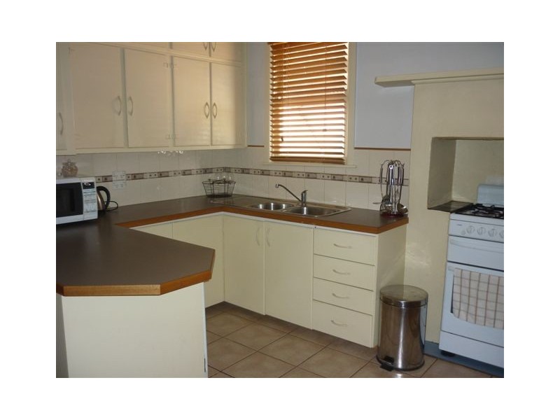 163 Woods Street, Donald VIC 3480