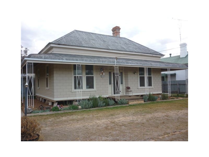 16 Henty Highway, Beulah VIC 3395