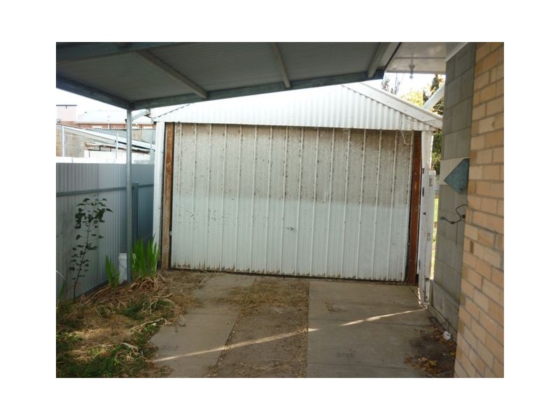 54 Devereux Street, Warracknabeal VIC 3393
