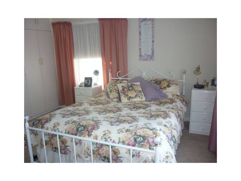 28 McLean Street, Warracknabeal VIC 3393