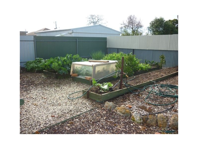 28 McLean Street, Warracknabeal VIC 3393