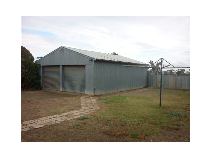 23 Cust Street, Rainbow VIC 3424