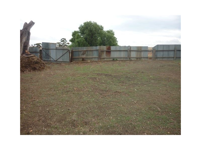 23 Cust Street, Rainbow VIC 3424