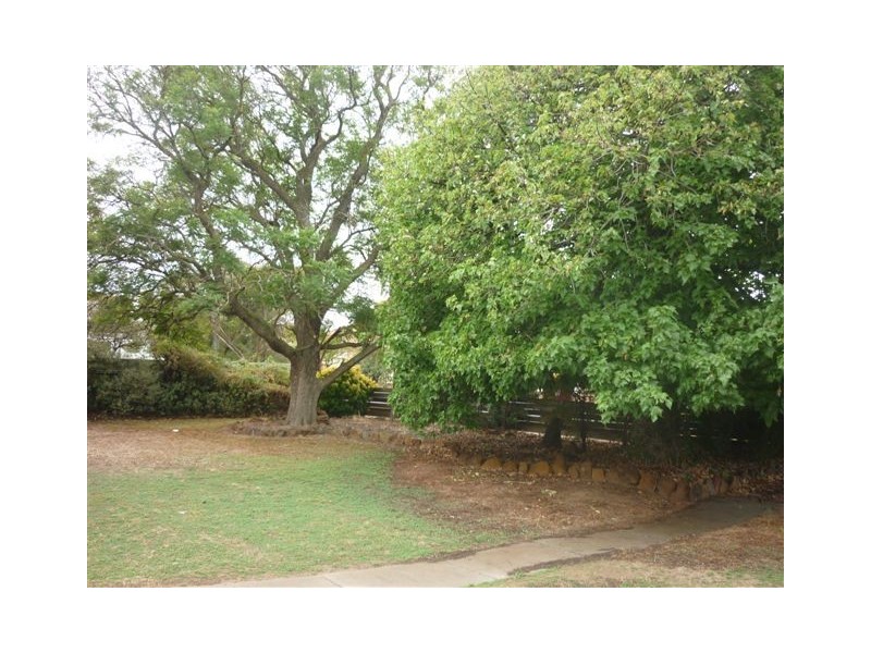 23 Cust Street, Rainbow VIC 3424