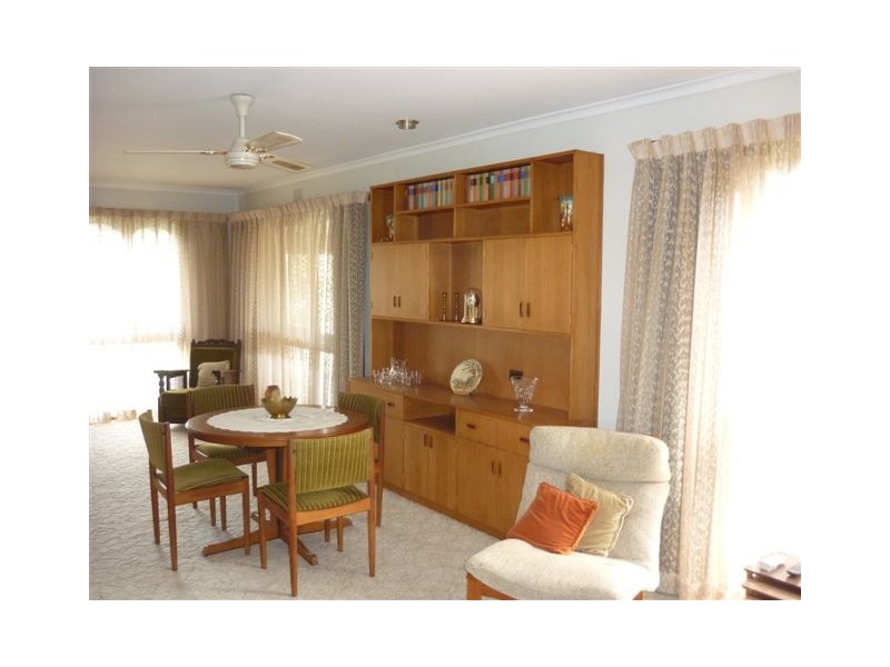 10 Campbell Street, Donald VIC 3480