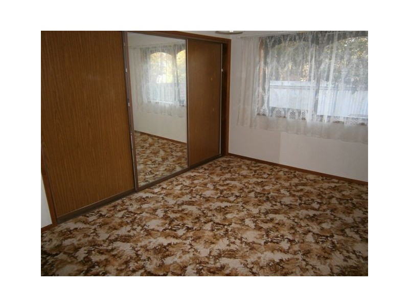 2 Houston Street, Donald VIC 3480