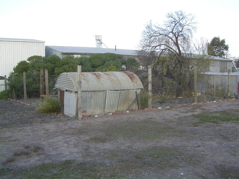 10 Davis Avenue, Nhill VIC 3418